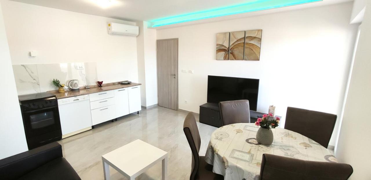 Apartment Dolores ماكارسكا المظهر الخارجي الصورة